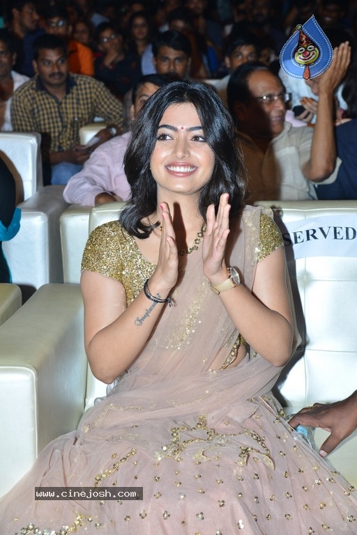 Rashmika at Geetha Govindam Pre Release Event - 8 / 15 photos