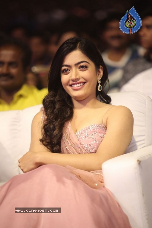 Rashmika Mandanna at Geetha Govindam Audio Launch - Photo 1 of 21 Rashmika Mandanna at Geetha Govindam Audio Launch - Photo 1 of 21