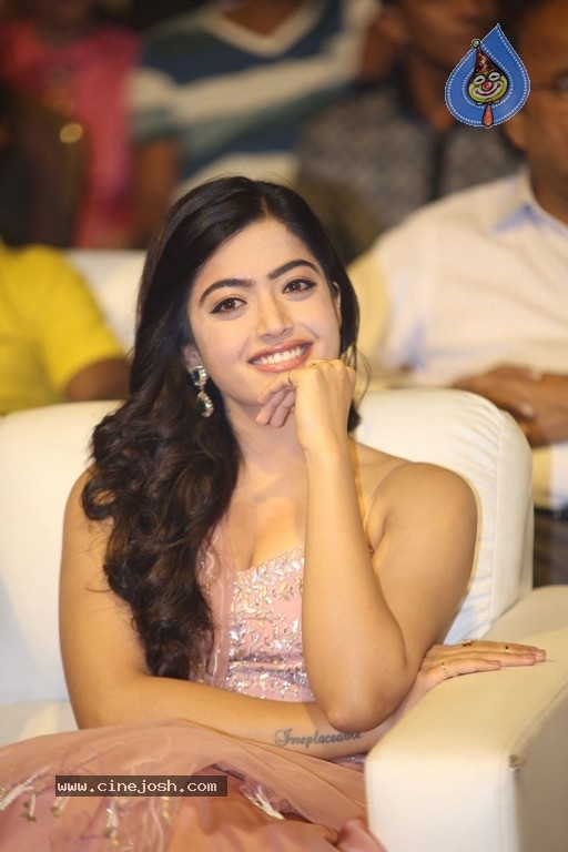 Rashmika Mandanna at Geetha Govindam Audio Launch - 2 / 21 photos