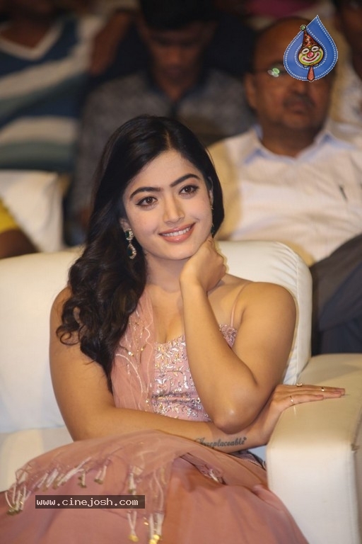 Rashmika Mandanna at Geetha Govindam Audio Launch - 6 / 21 photos