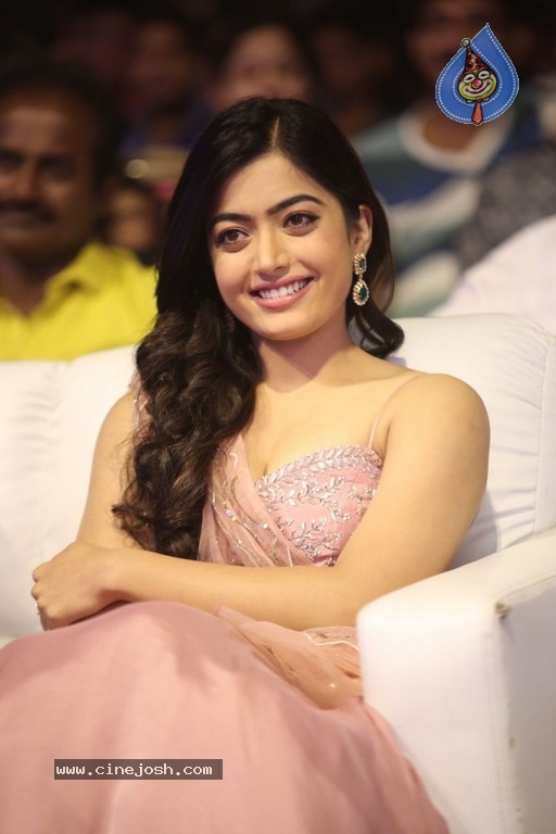 Rashmika Mandanna at Geetha Govindam Audio Launch - 9 / 21 photos