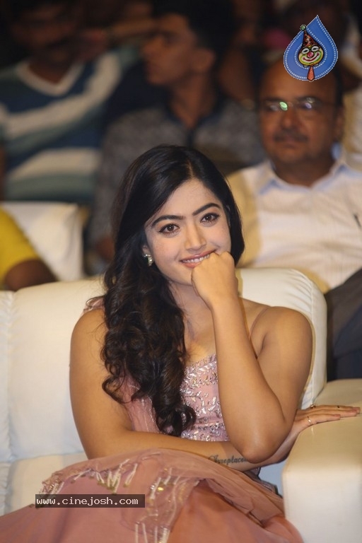 Rashmika Mandanna at Geetha Govindam Audio Launch - Photo 10 of 21 Rashmika Mandanna at Geetha Govindam Audio Launch - Photo 10 of 21