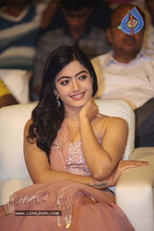 Rashmika Mandanna at Geetha Govindam Audio Launch - 17 / 21 photos