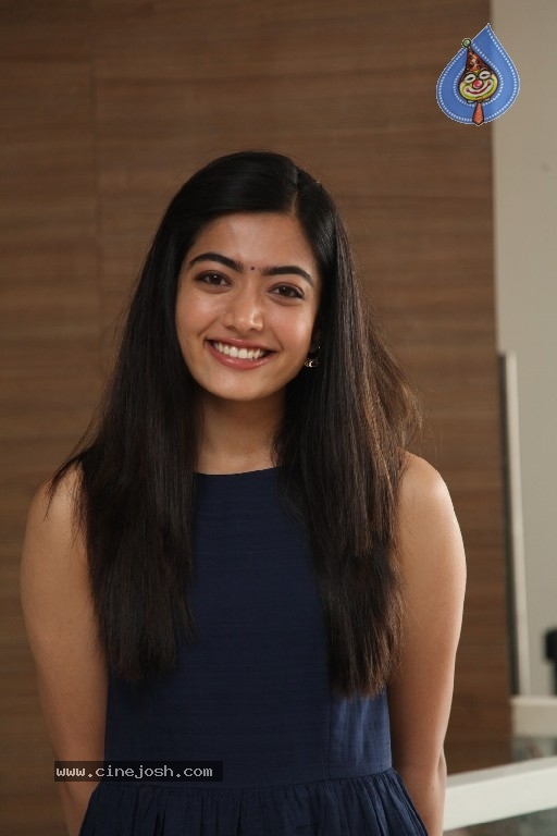 Rashmika Mandanna New Pictures