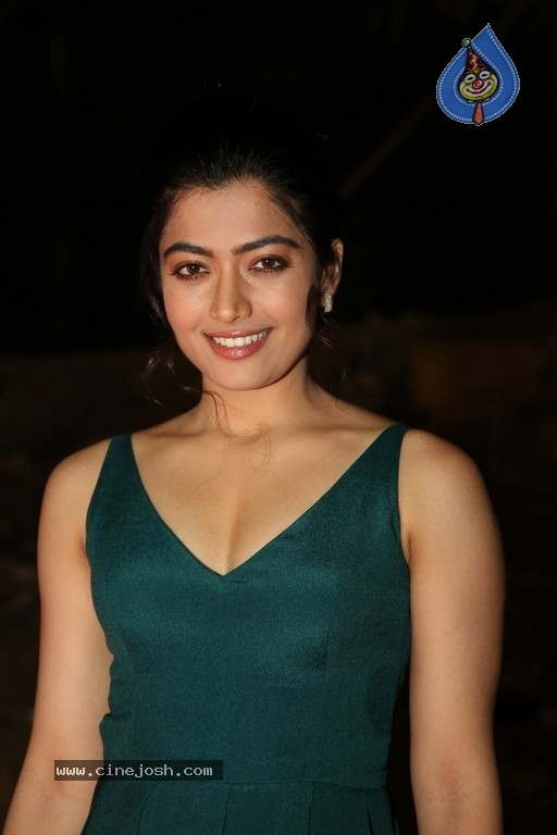 Rashmika Mandanna Photos - 2 / 21 photos