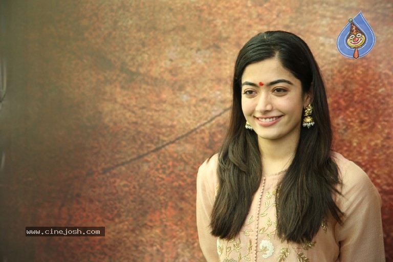 Rashmika Mandanna Photos - 1 / 21 photos