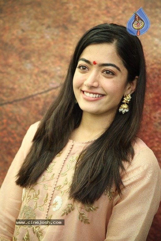 Rashmika Mandanna Photos - 16 / 21 photos