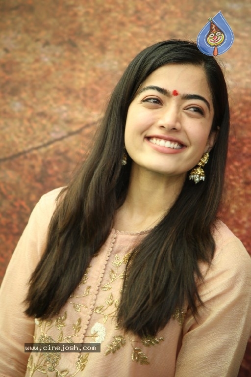 Rashmika Mandanna Photos - 18 / 21 photos