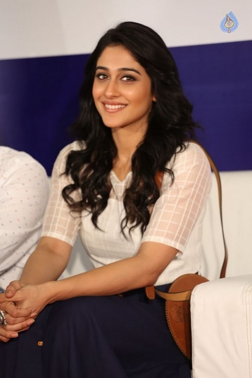 Regina at Aditya Mehta Foundation Event - 4 / 42 photos