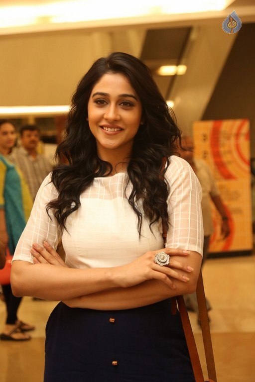 Regina at Aditya Mehta Foundation Event - 38 / 42 photos