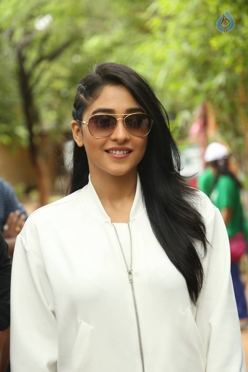 Regina at Haritha Haram Event - 5 / 33 photos