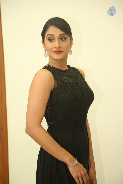 Regina at Shourya Audio Launch - 22 / 62 photos