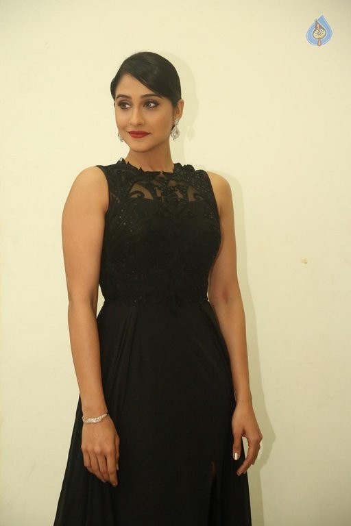 Regina at Shourya Audio Launch - 28 / 62 photos
