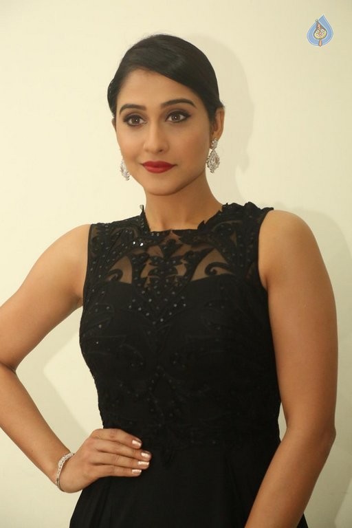 Regina at Shourya Audio Launch - 29 / 62 photos