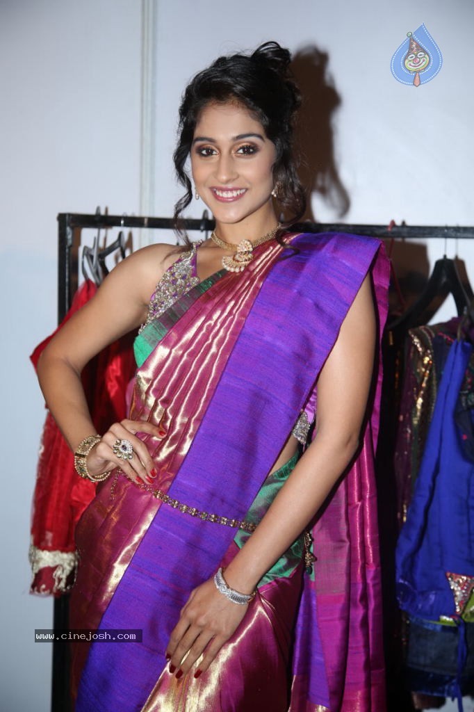 Regina Cassandra Gallery - 6 / 157 photos