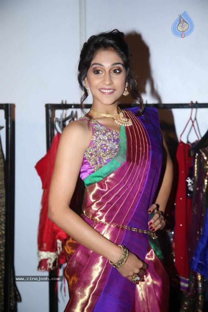 Regina Cassandra Gallery - 8 / 157 photos