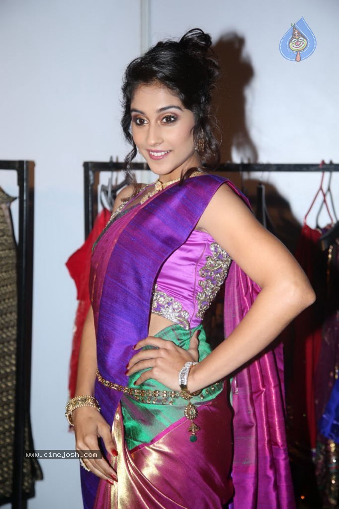 Regina Cassandra Gallery - 23 / 157 photos