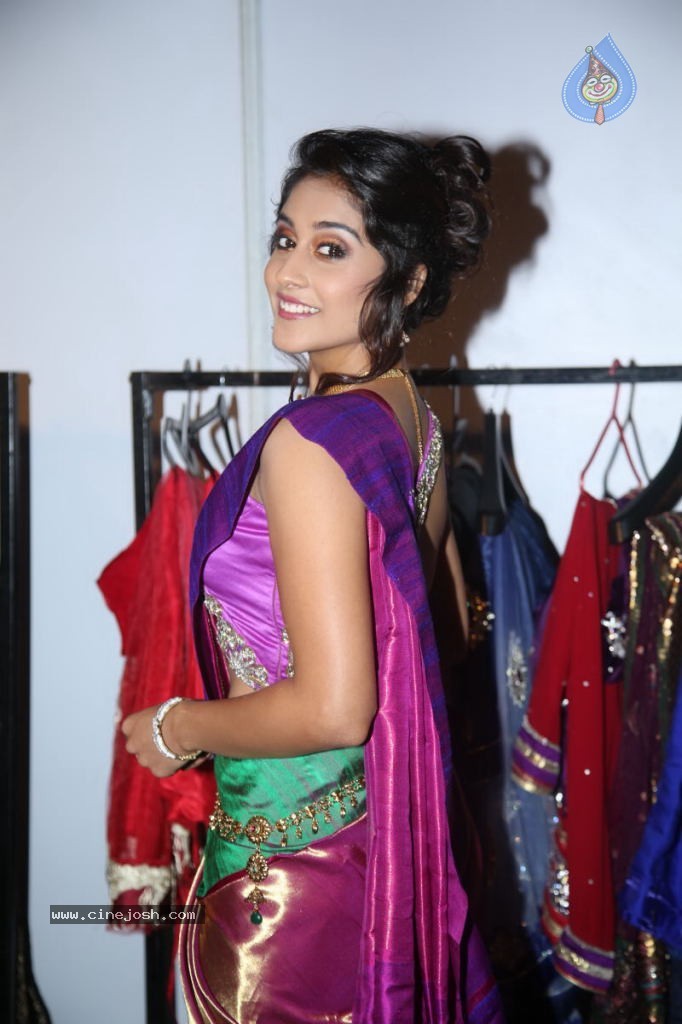 Regina Cassandra Gallery - 81 / 157 photos