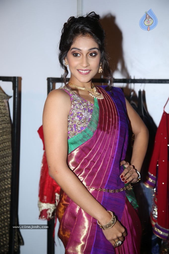 Regina Cassandra Gallery - 113 / 157 photos