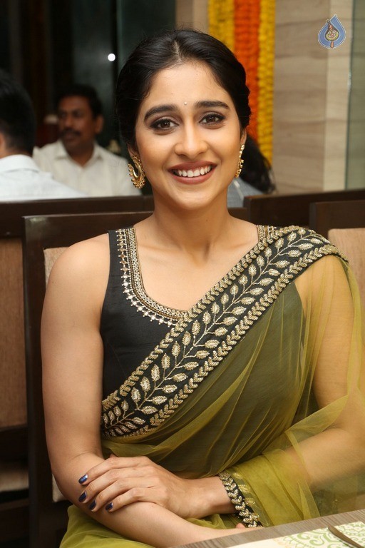 Regina Cassandra Latest Gallery - 55 / 66 photos