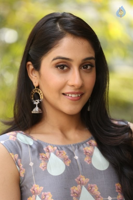 Regina Cassandra Latest Photos - 11 / 42 photos