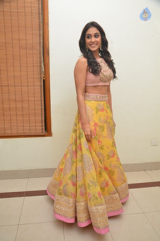 Regina Cassandra Latest Photos - 7 / 42 photos