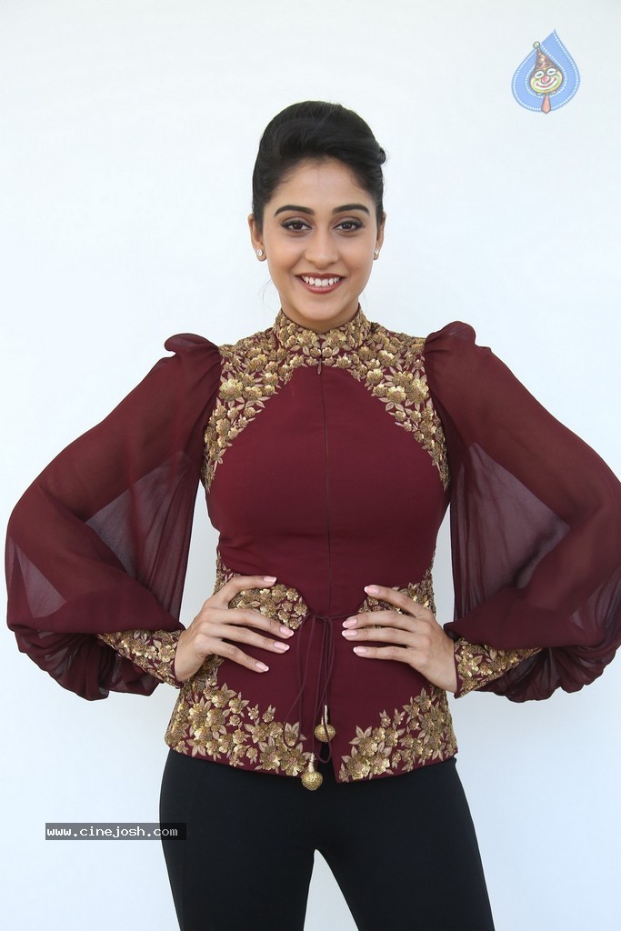 Regina Cassandra New Gallery - 57 / 152 photos