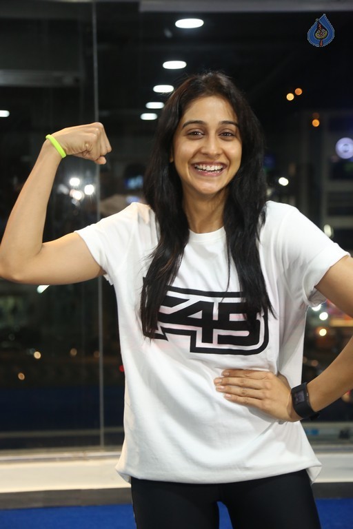Regina Cassandra New Photos - 22 / 30 photos