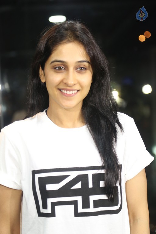 Regina Cassandra New Photos - 25 / 30 photos
