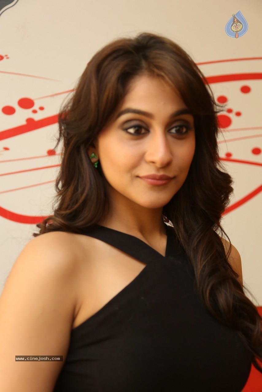 Regina Cassandra New Photos - 70 / 89 photos