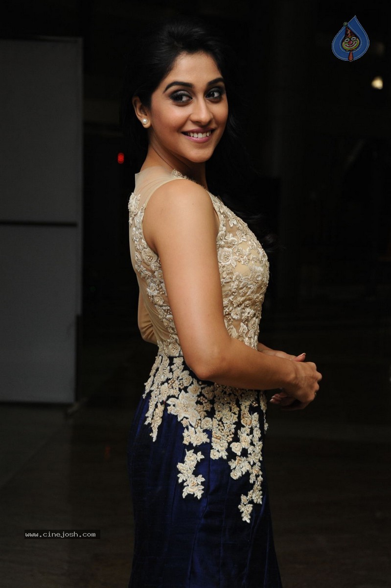 Regina Cassandra New Pics - 74 / 101 photos