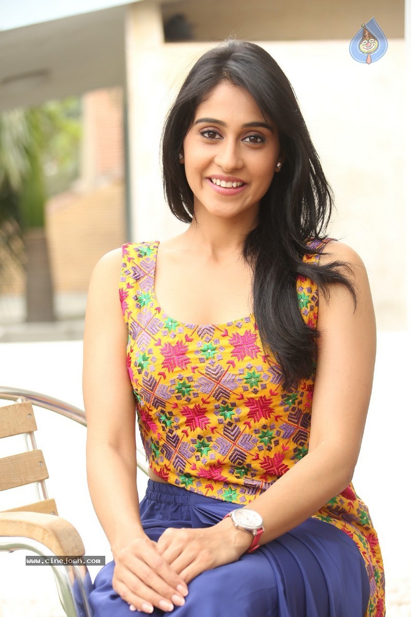 Regina Cassandra New Stills - 68 / 118 photos