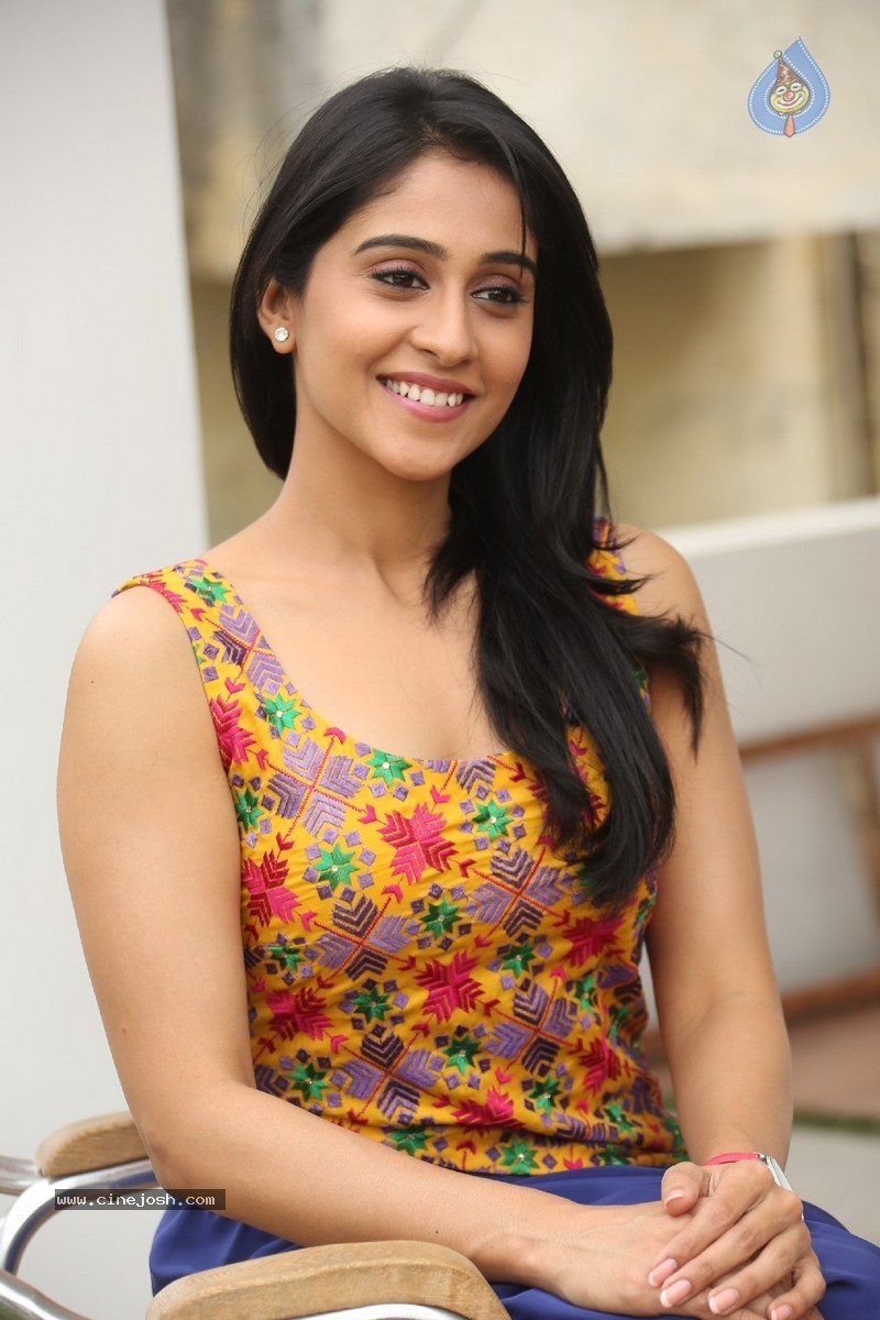 Regina Cassandra New Stills - 81 / 118 photos