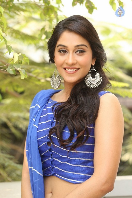 Regina Cassandra Photos - 15 / 24 photos