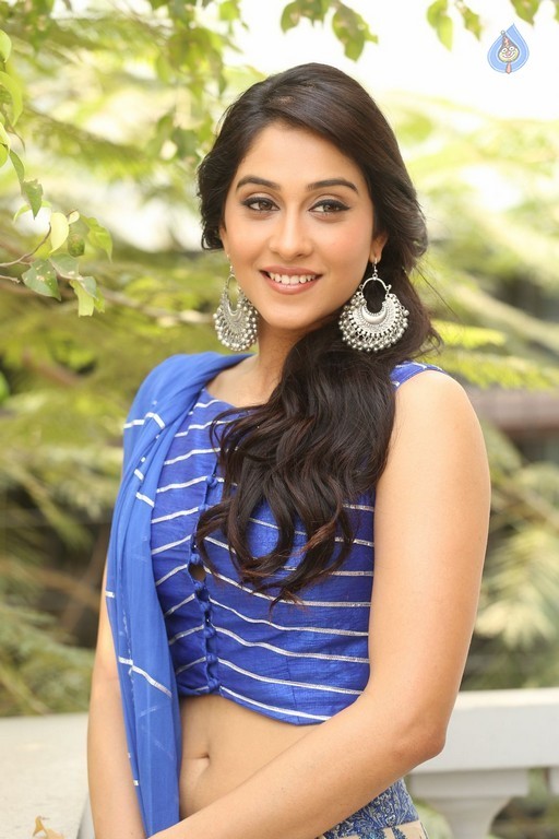 Regina Cassandra Photos - 24 / 24 photos