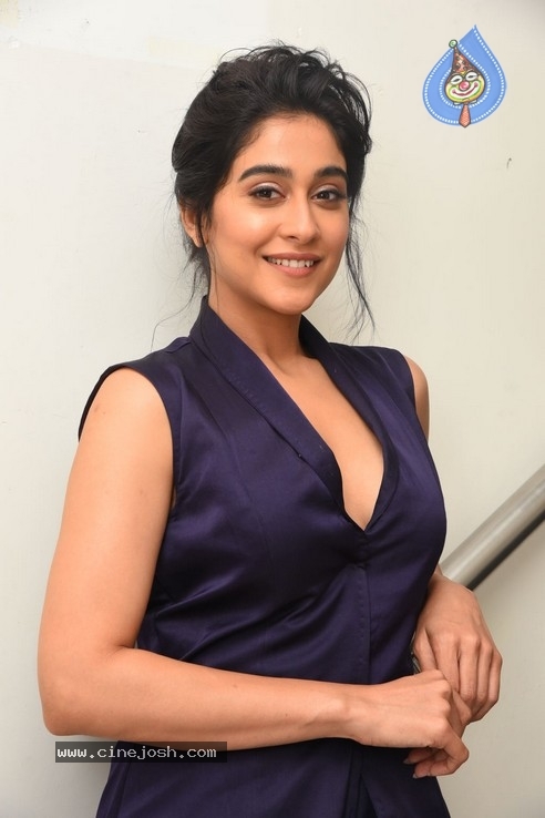 Regina Cassandra Photos - 7 / 42 photos