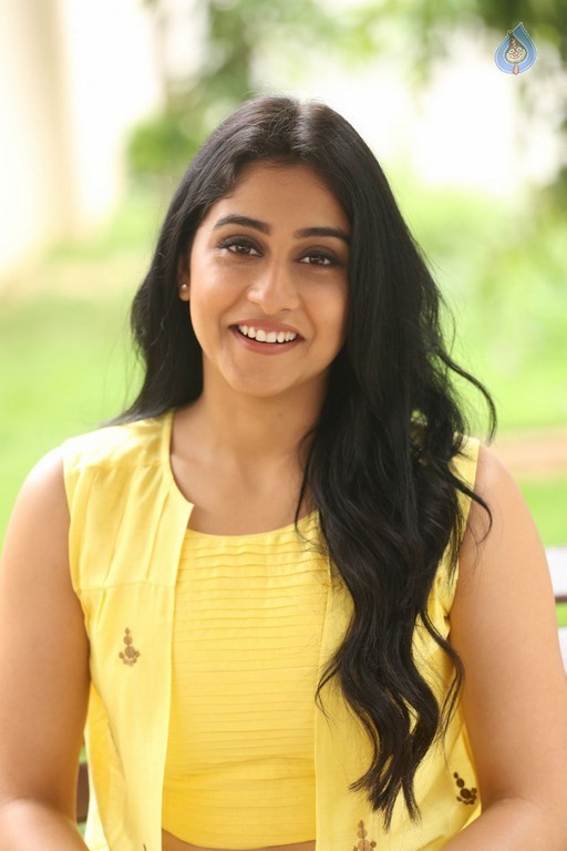 Regina Cassandra Photos - 3 / 61 photos