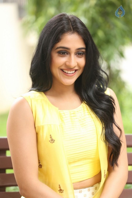 Regina Cassandra Photos - 51 / 61 photos