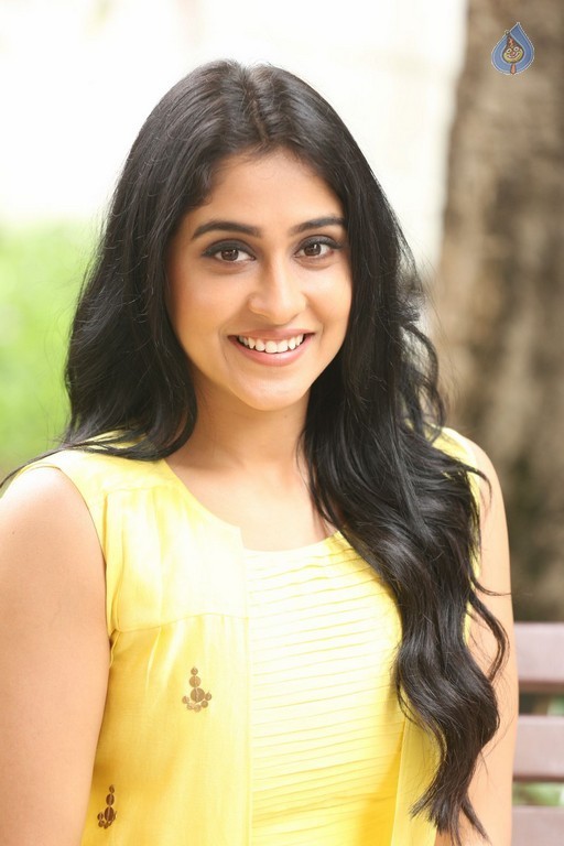 Regina Cassandra Photos - 52 / 61 photos