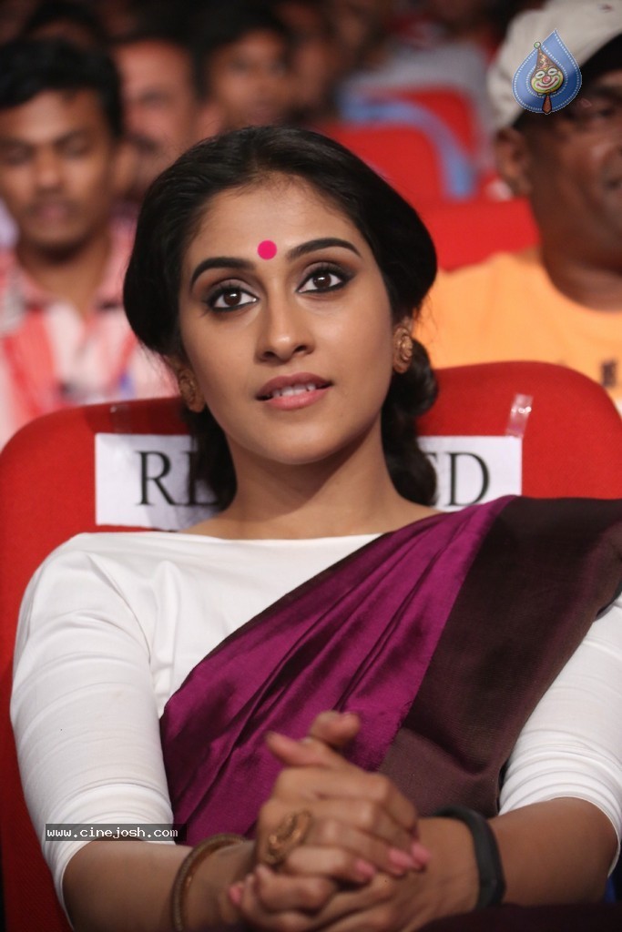 Regina New Photos - 85 / 100 photos