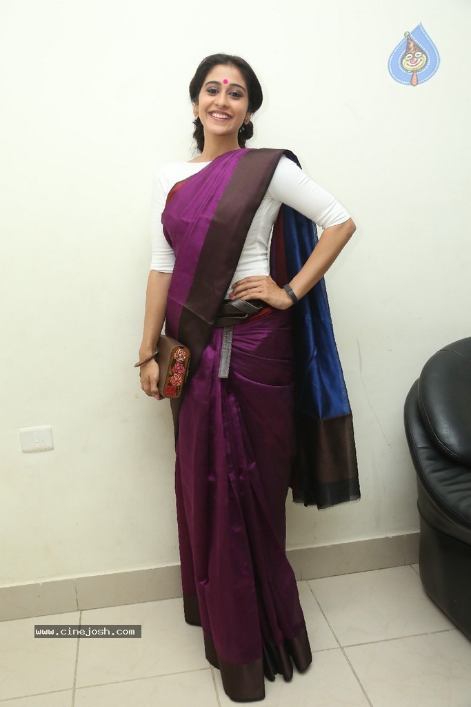 Regina New Photos - 92 / 100 photos