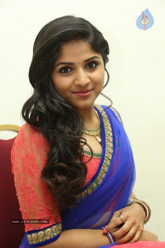 Rehana New Gallery - 14 / 101 photos