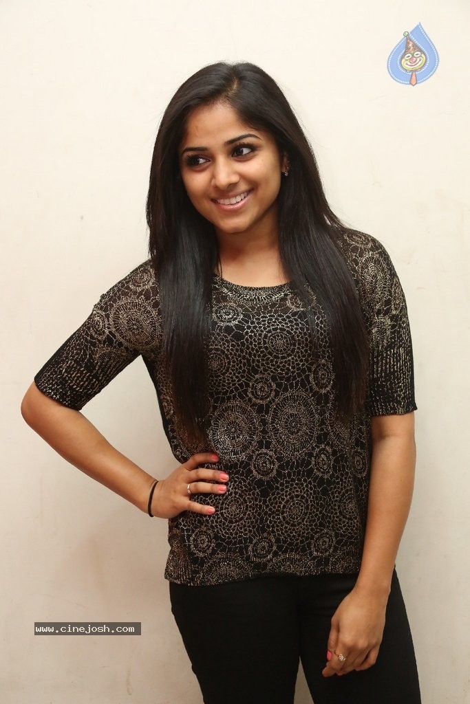 Rehhana New Stills - 60 / 82 photos