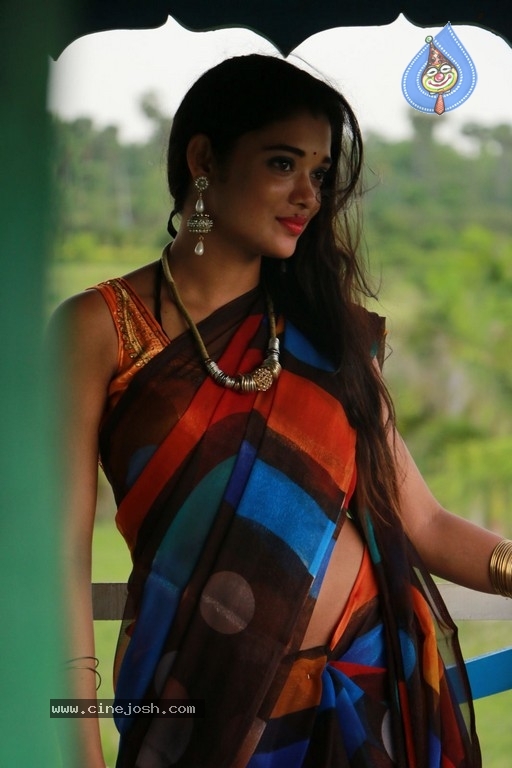 Rekha Boj Photoshoot - 9 / 33 photos