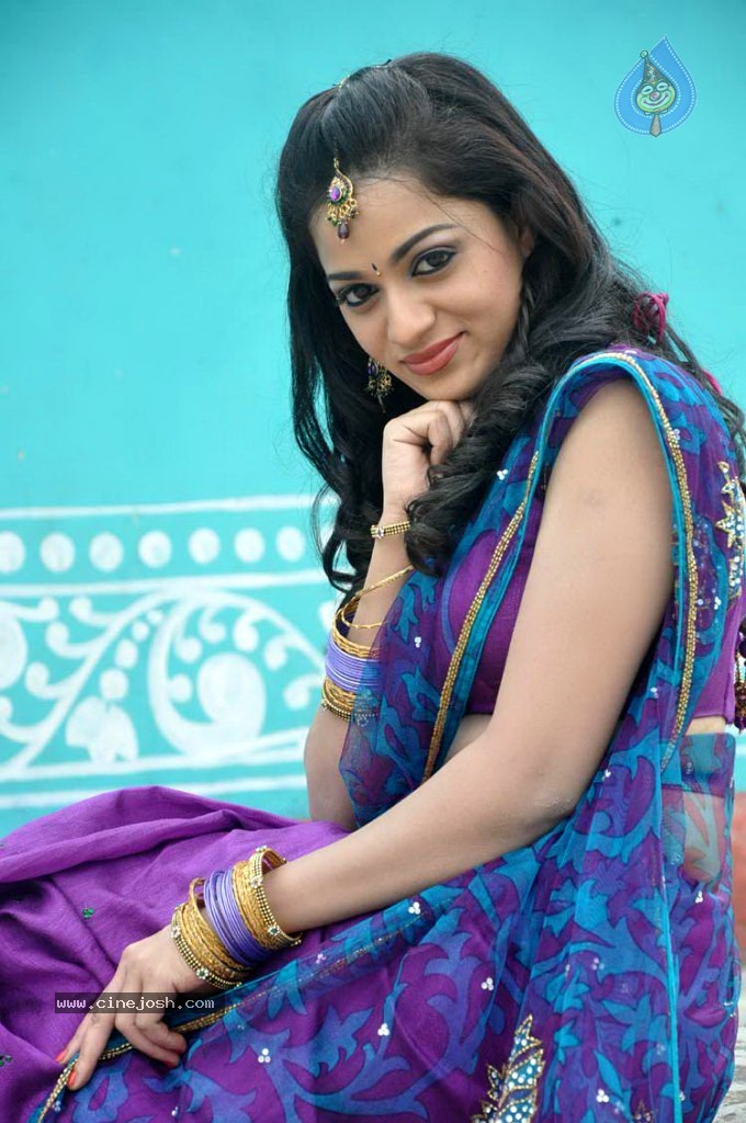 Reshma Latest Stills - 32 / 51 photos