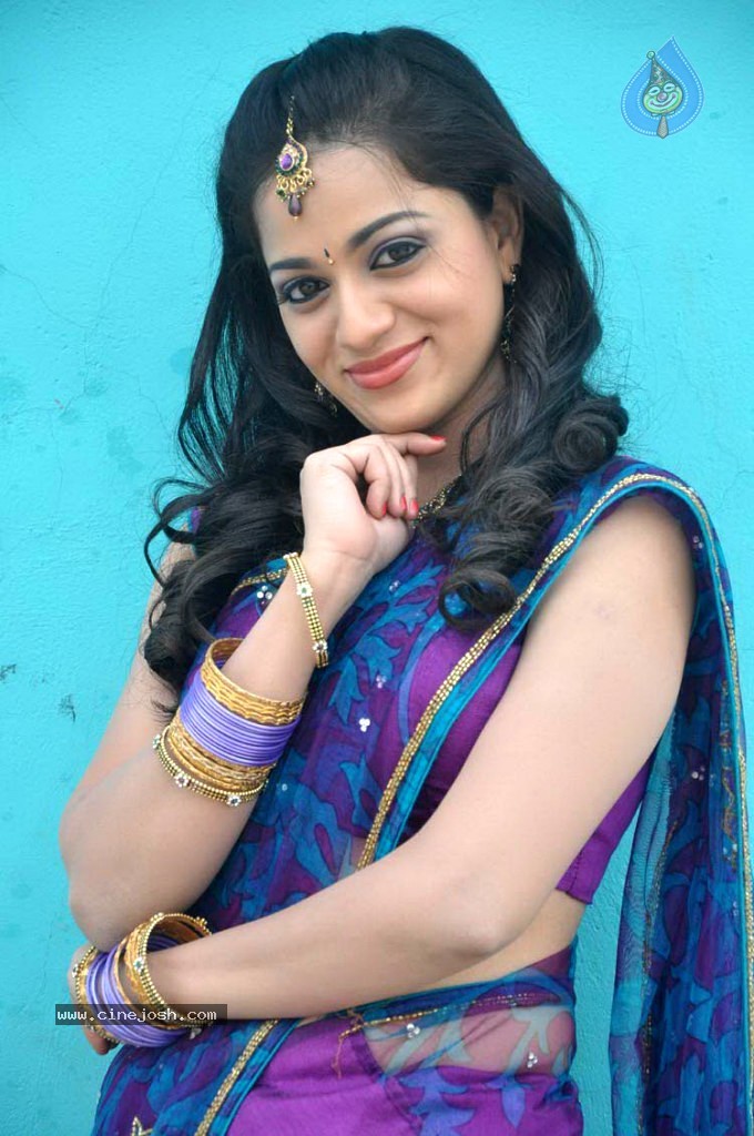 Reshma Latest Stills - 44 / 51 photos