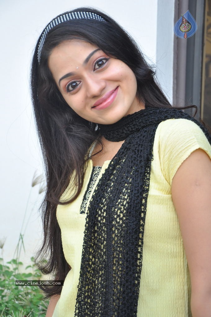 Reshma Latest Stills - 23 / 46 photos