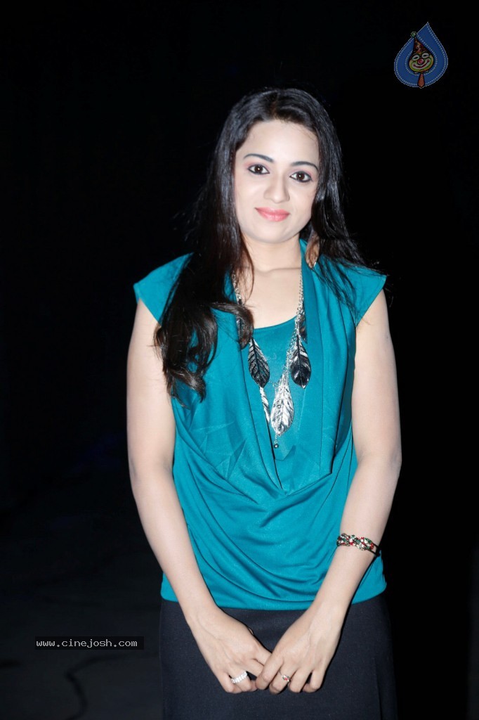 Reshma New Stills - 47 / 60 photos