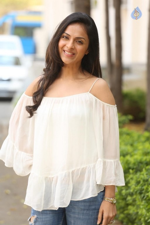 Richa Pallod Pics - 4 / 15 photos