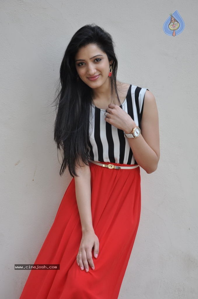 Richa Panai Latest Gallery - 96 / 96 photos
